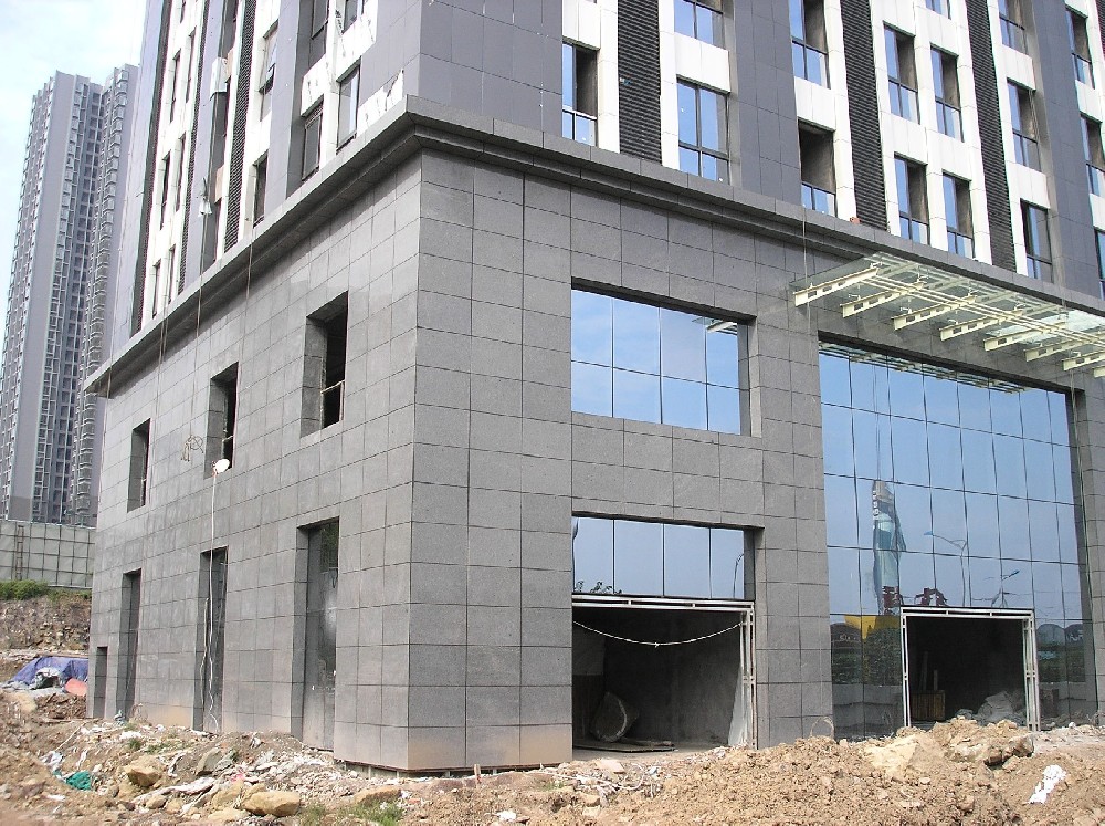 大統(tǒng)路某房屋外立面干掛石材安全檢測咨詢